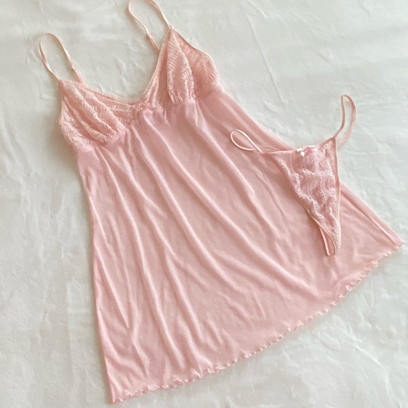 Y2K Victoria’s Secret Mesh Pink Vintage Babydoll Chemise Thong Panty 2 PC Set L🔥 - Picture 2 of 9